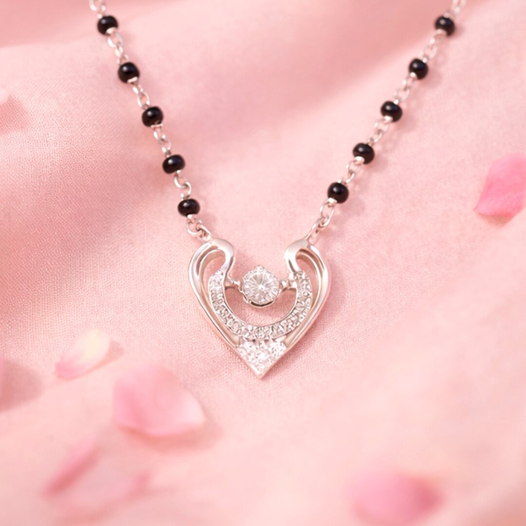 ANVI Silver heart pendant mangalsutra product shoot